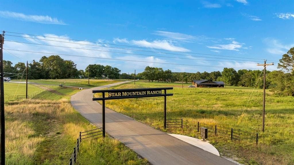 5 acres in Smith County featured view