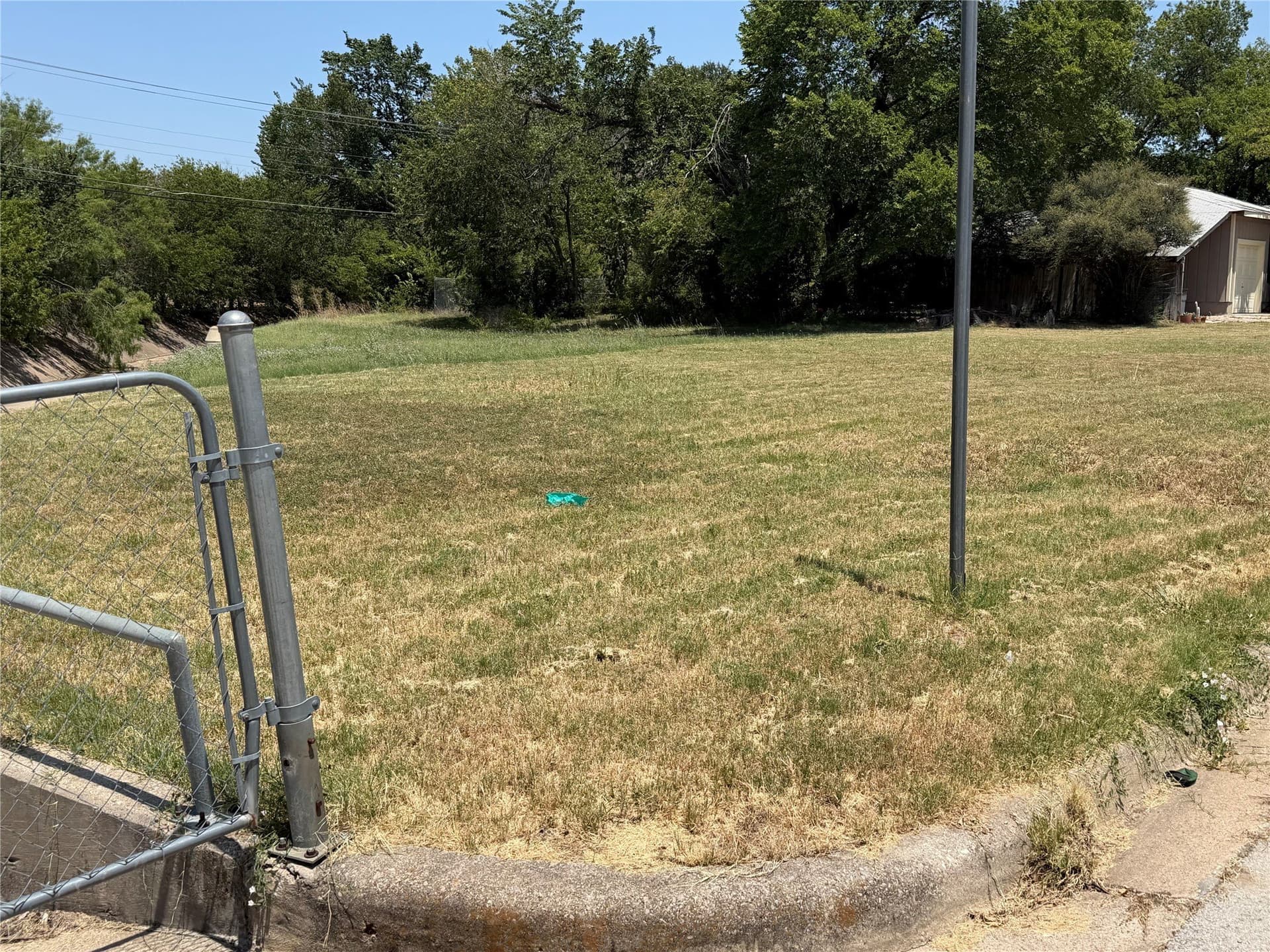 0.19 acres in Tarrant County - photo 7