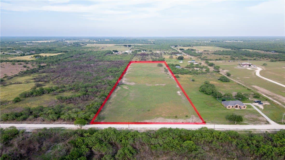 10.42 acres in Jim Wells County