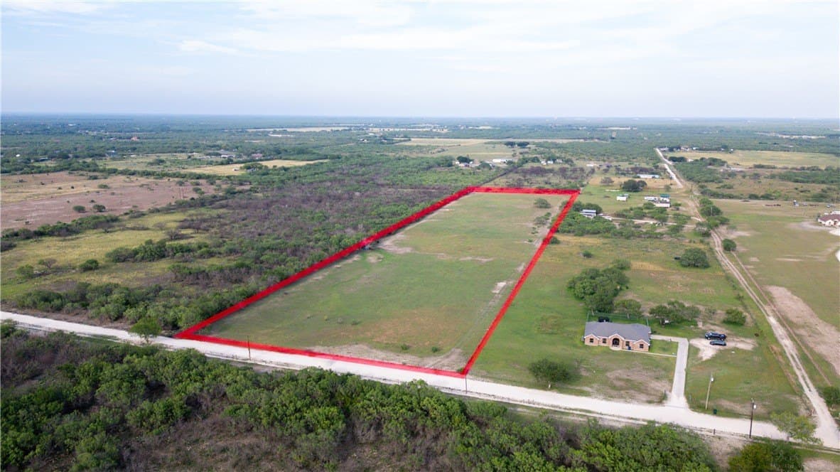 10.42 acres in Jim Wells County gallery image 2