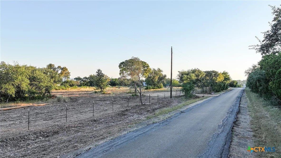 15 acres in Burnet County gallery image 4