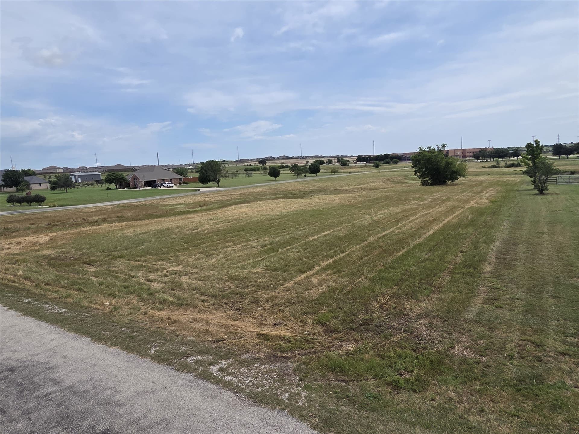 2.57 acres in Wise County gallery image 3