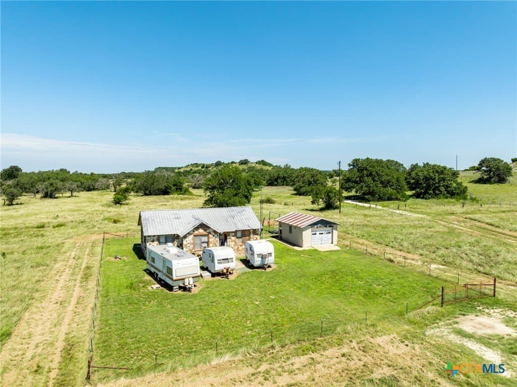519.23 acres in Hamilton County - photo 6
