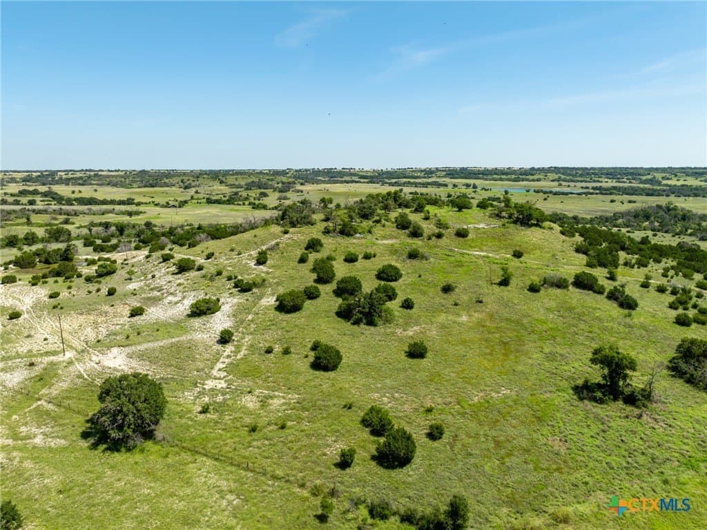 519.23 acres in Hamilton County - photo 9