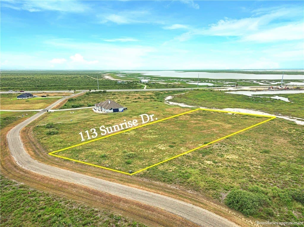 1.03 acres in Aransas County gallery image 3