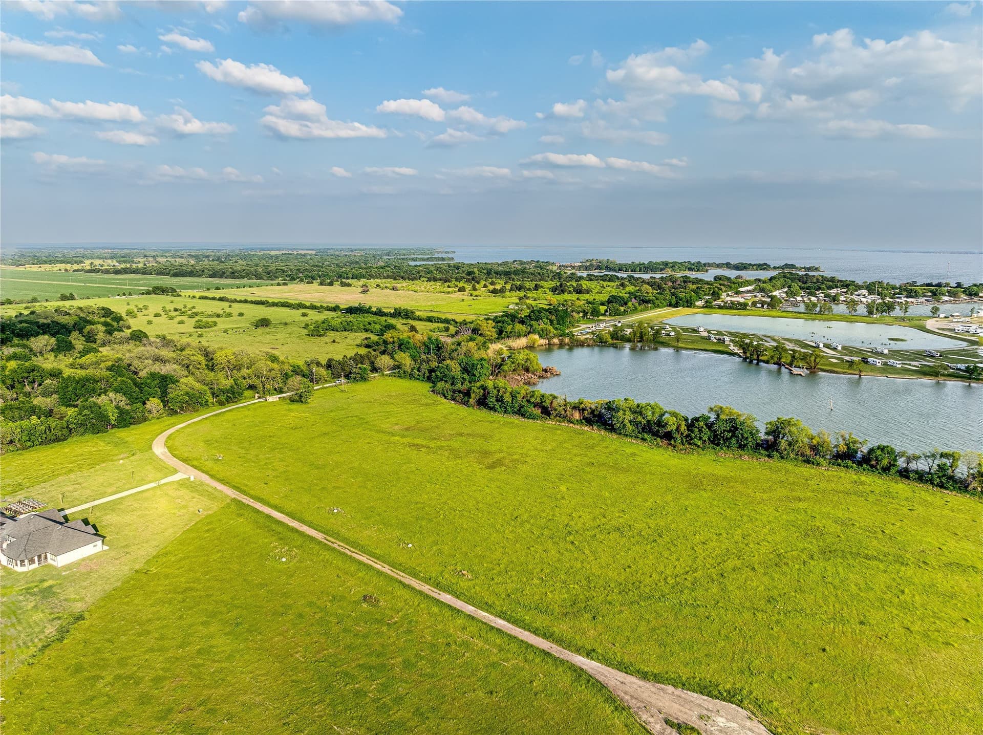 1.68 acres in Navarro County - photo 9