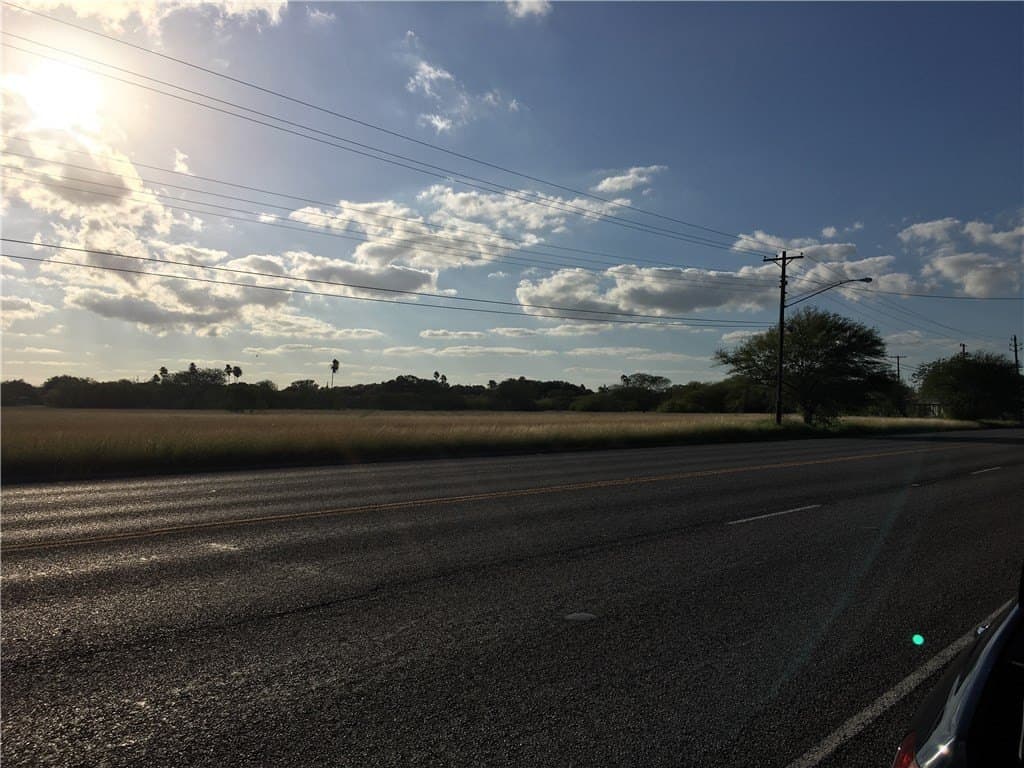 8.71 acres in Kleberg County - photo 3