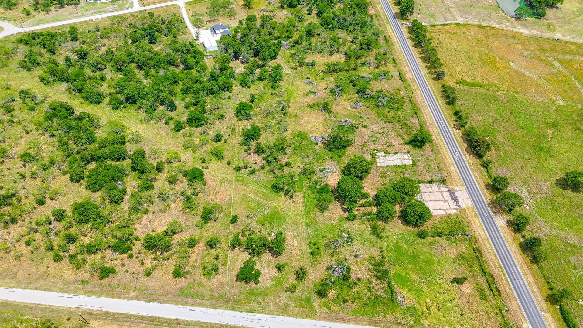 2 acres in Navarro County - photo 4