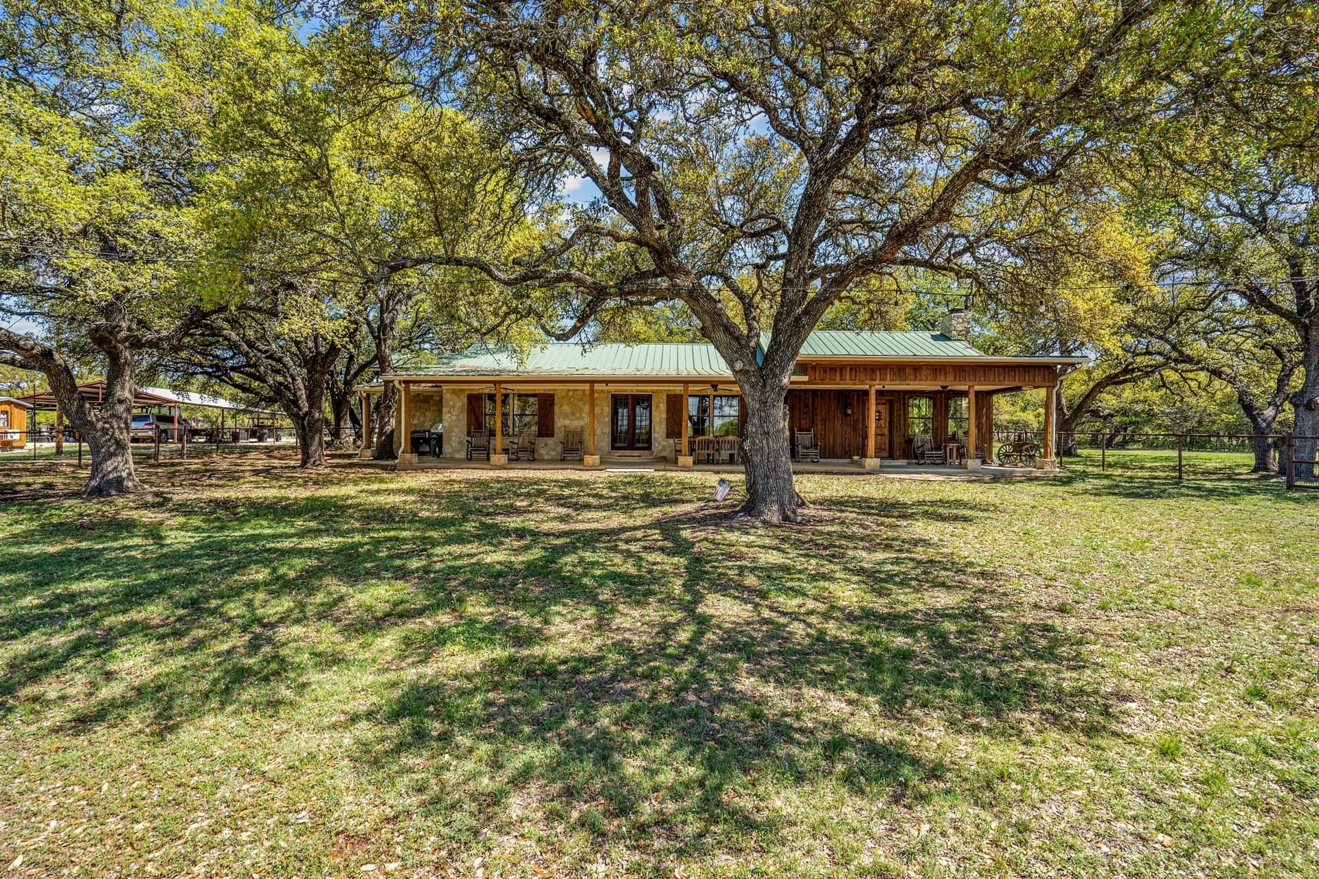 425.52 acres in Bosque County - photo 10