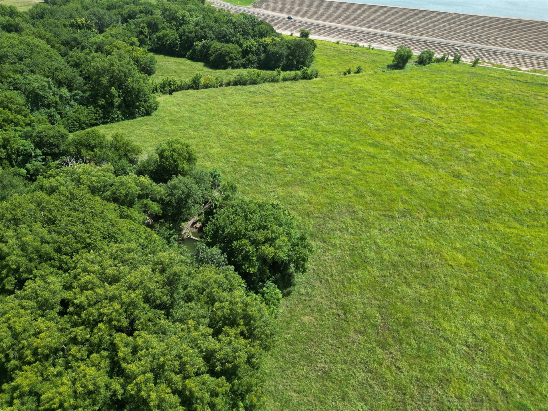 48.85 acres in Ellis County - photo 11