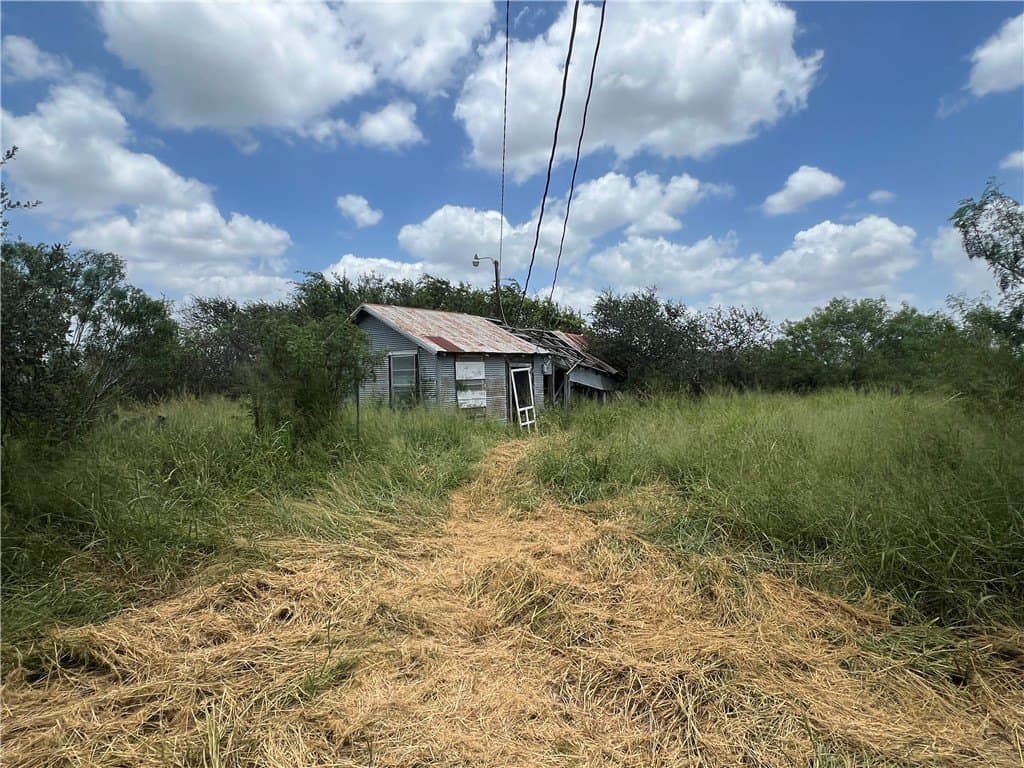100,000 acres in Jim Wells County - photo 26