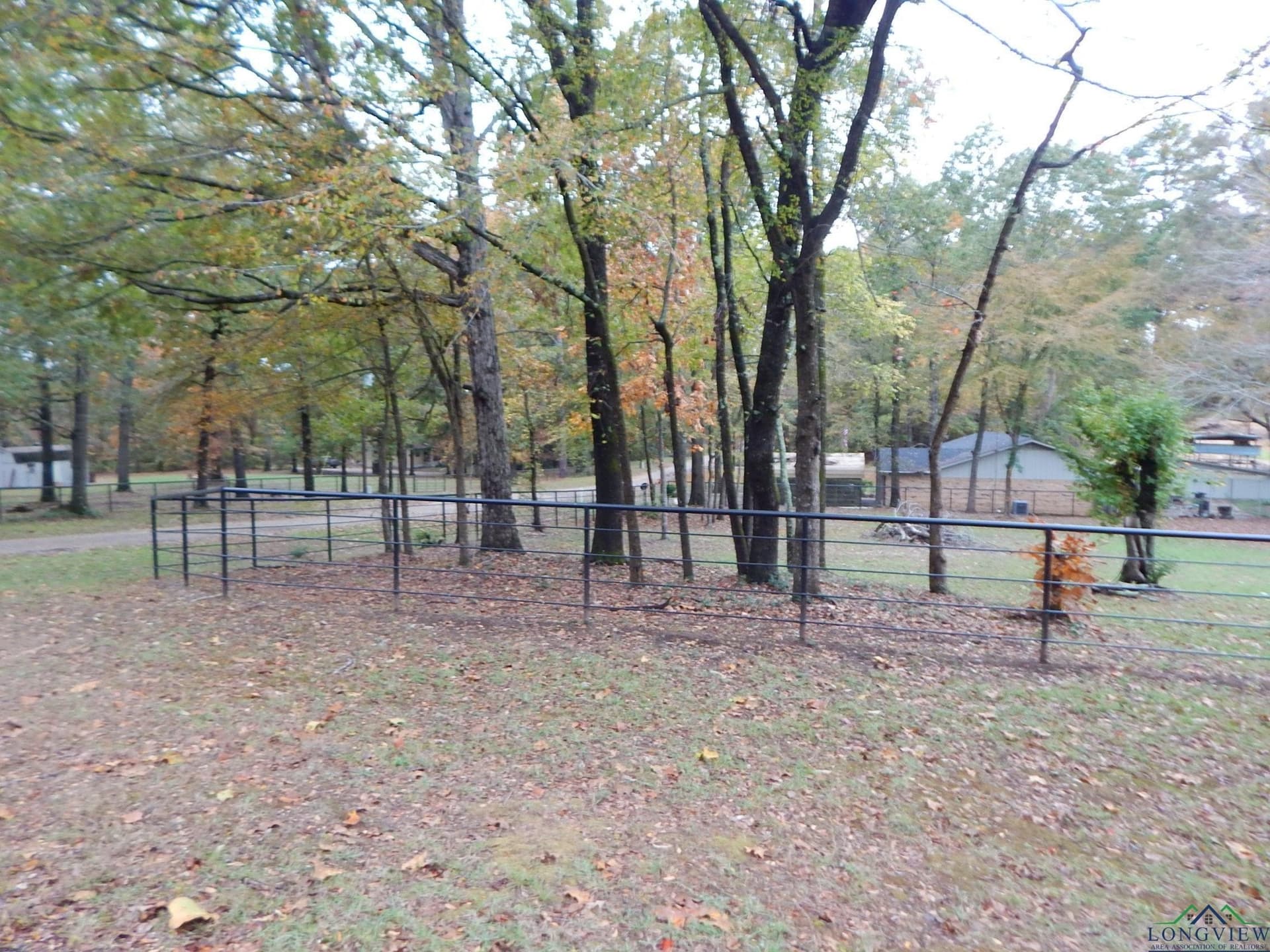 0.76 acres in Texas County gallery image 3