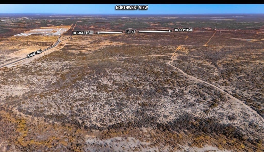 575 acres in Maverick County gallery image 4