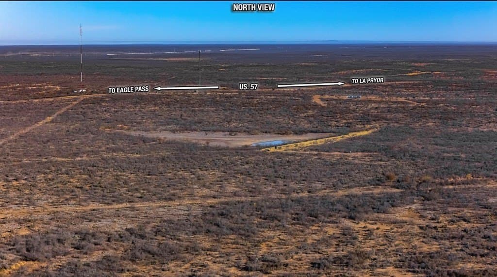 575 acres in Maverick County gallery image 3