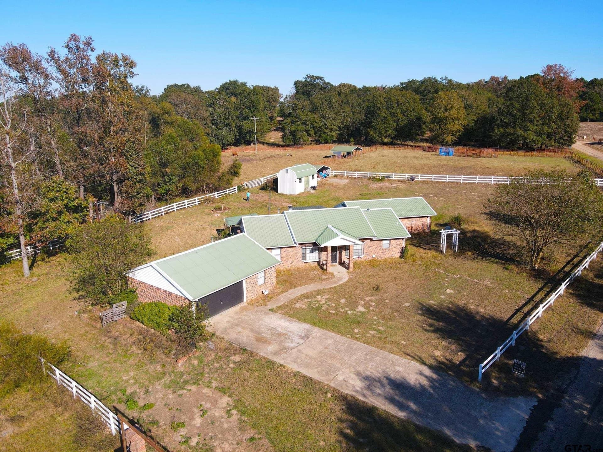 43 acres in Camp County