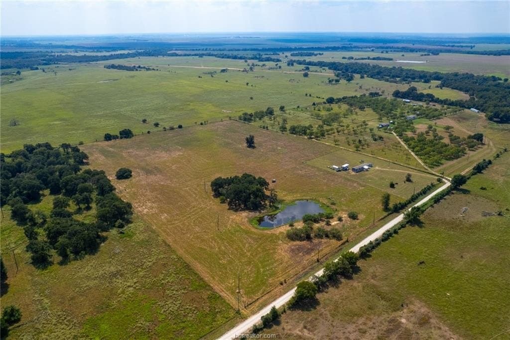 21.61 acres in Robertson County gallery image 3
