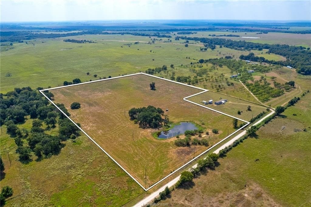 21.61 acres in Robertson County gallery image 4