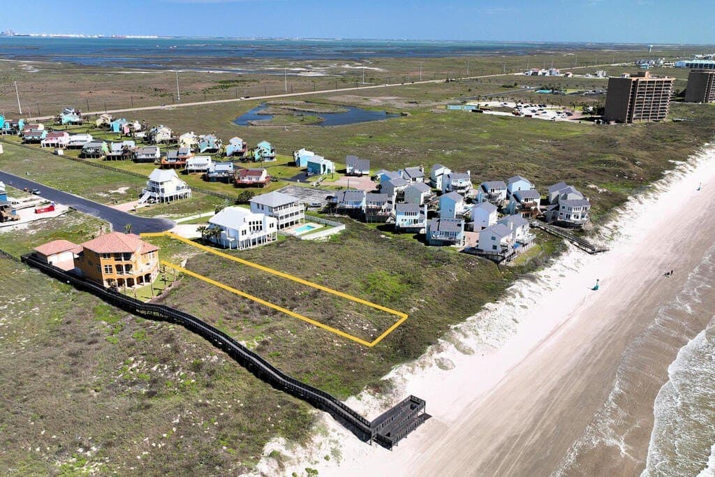 0.73 acres in Nueces County - photo 15