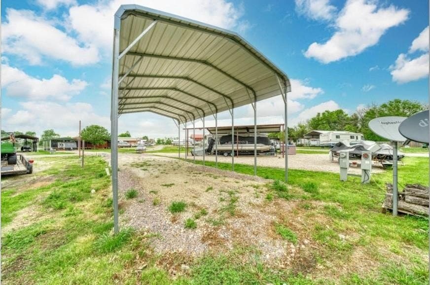 0.06 acres in Navarro County