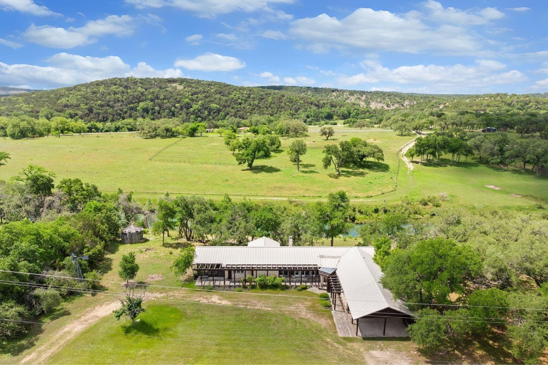 67 acres in Hays County gallery image 3