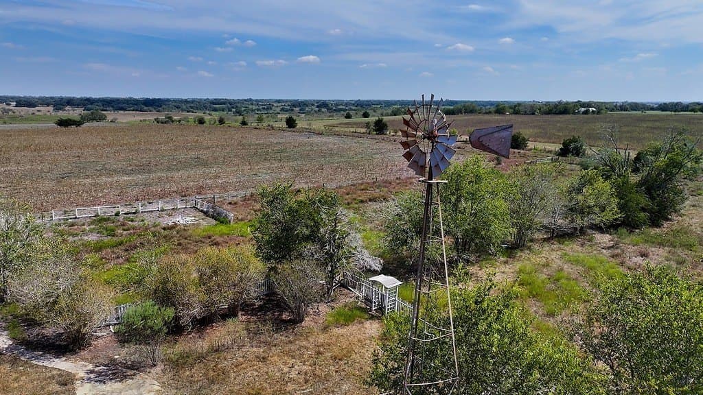 91.57 acres in Fayette County - photo 4