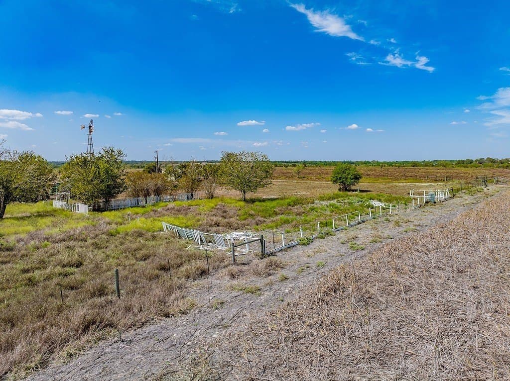 91.57 acres in Fayette County - photo 11