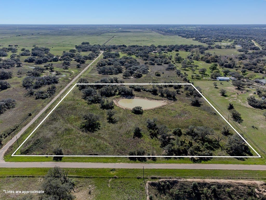 10 acres in Colorado County gallery image 2