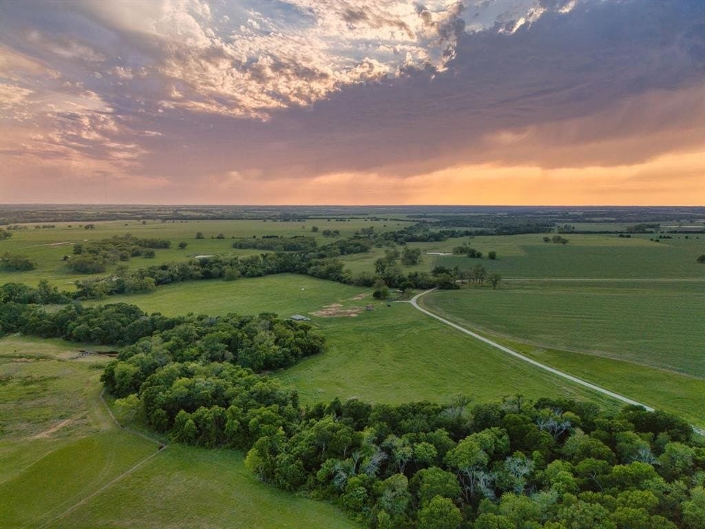 11.5 acres in Falls County gallery image 2