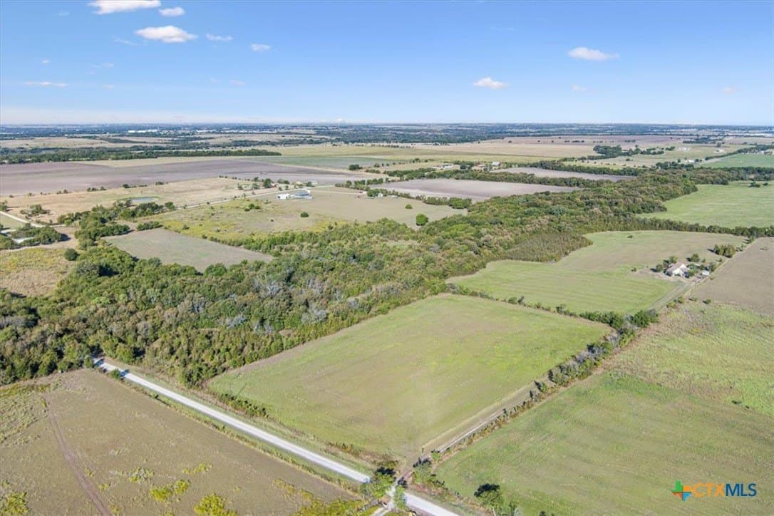 38 acres in Falls County