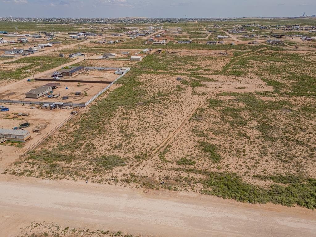10.01 acres in Ector County gallery image 4