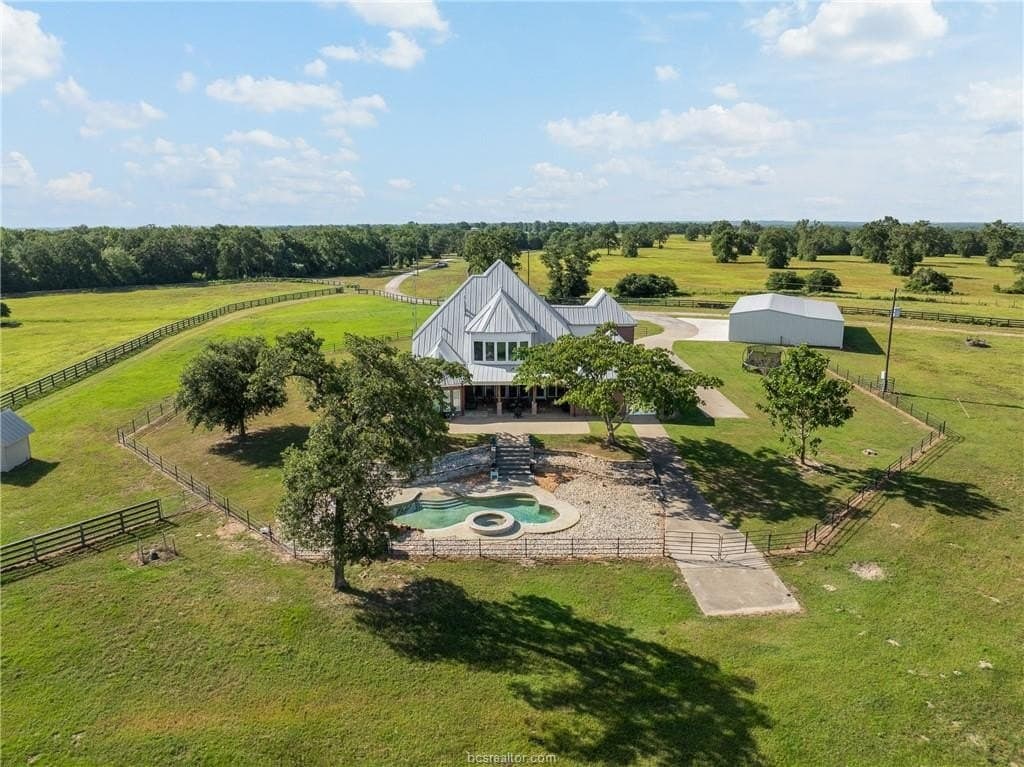173 acres in Burleson County - photo 24