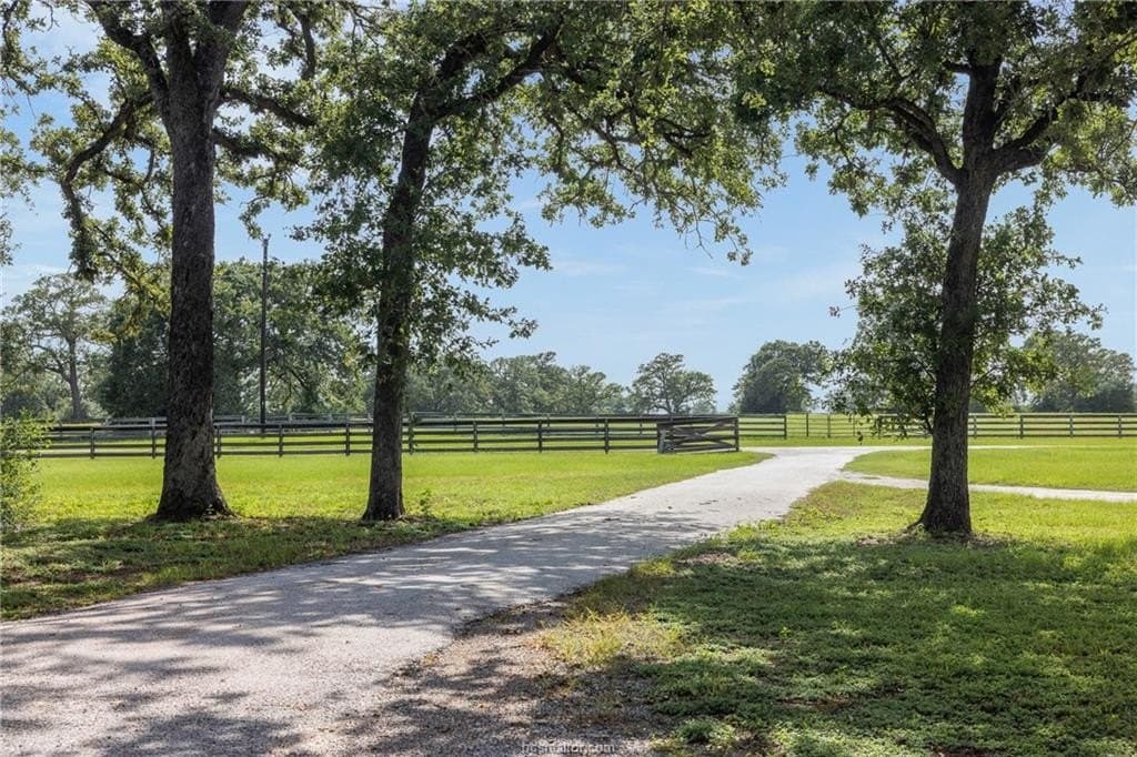 173 acres in Burleson County - photo 34