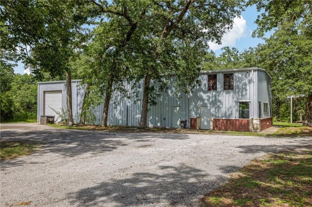 173 acres in Burleson County - photo 28
