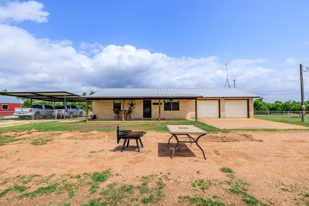 46.79 acres in Gillespie County gallery image 4