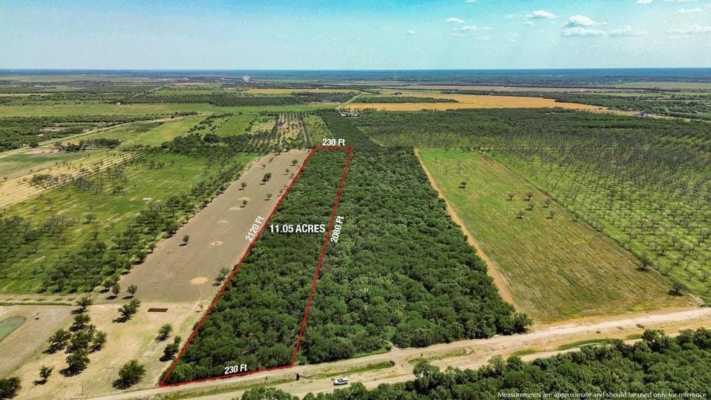 11.05 acres in Maverick County