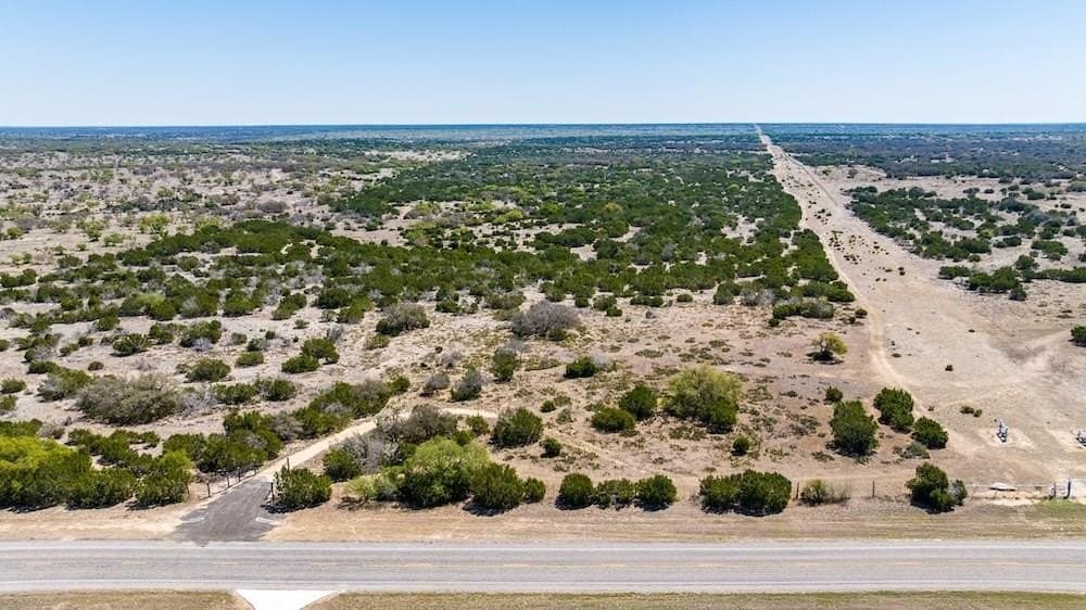 265 acres in Edwards County