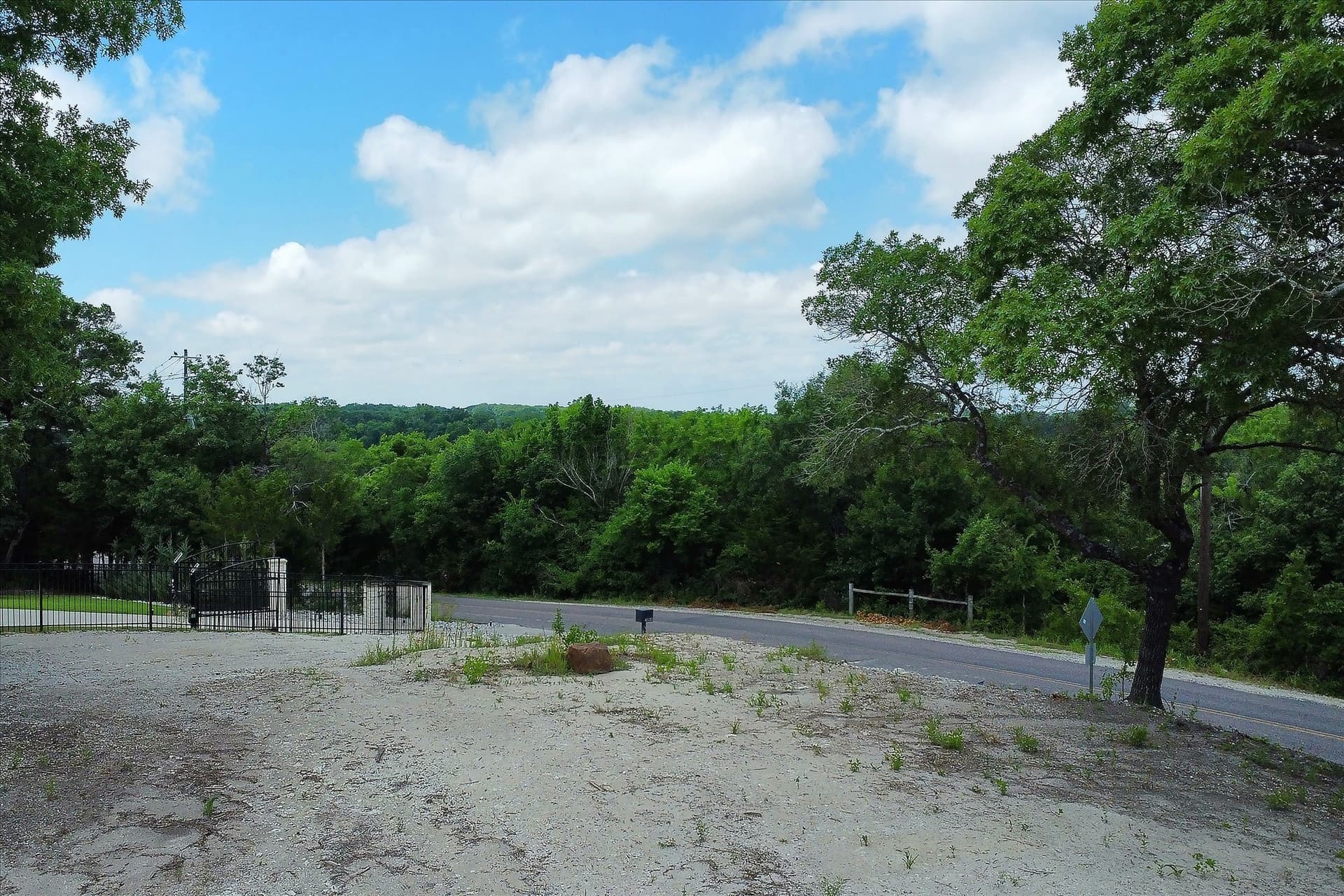 2.06 acres in Collin County gallery image 3