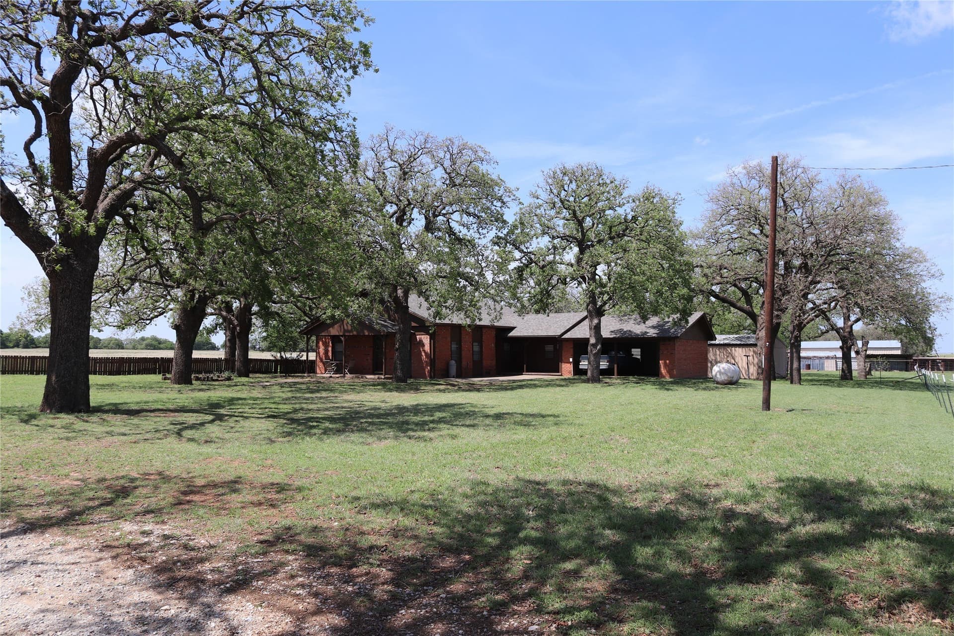 124.79 acres in Clay County - photo 2