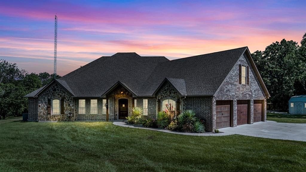 28.89 acres in Wood County