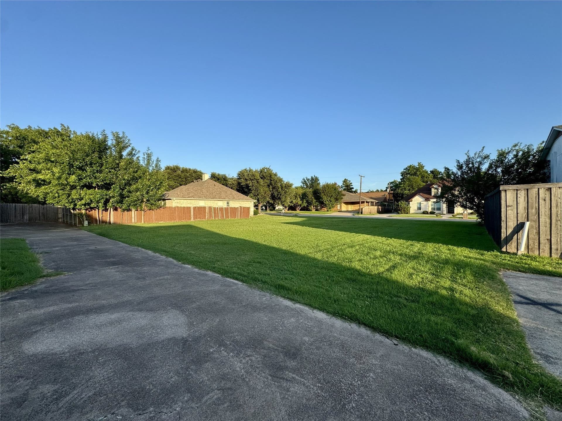 0.2 acres in Tarrant County - photo 17