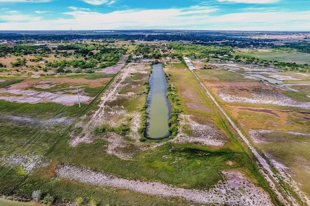 18 acres in Nueces County - photo 36