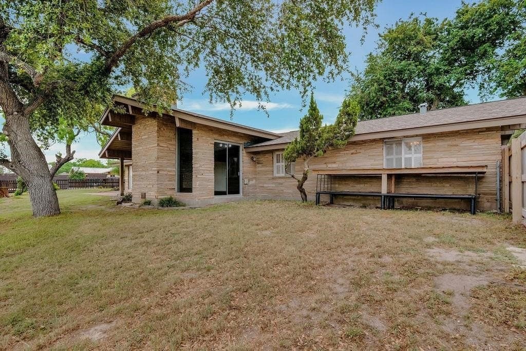 18 acres in Nueces County - photo 25