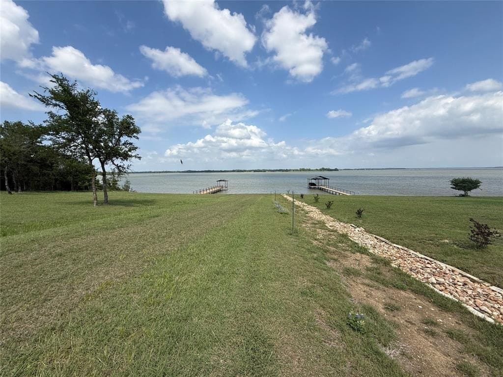 1.3 acres in Navarro County featured view