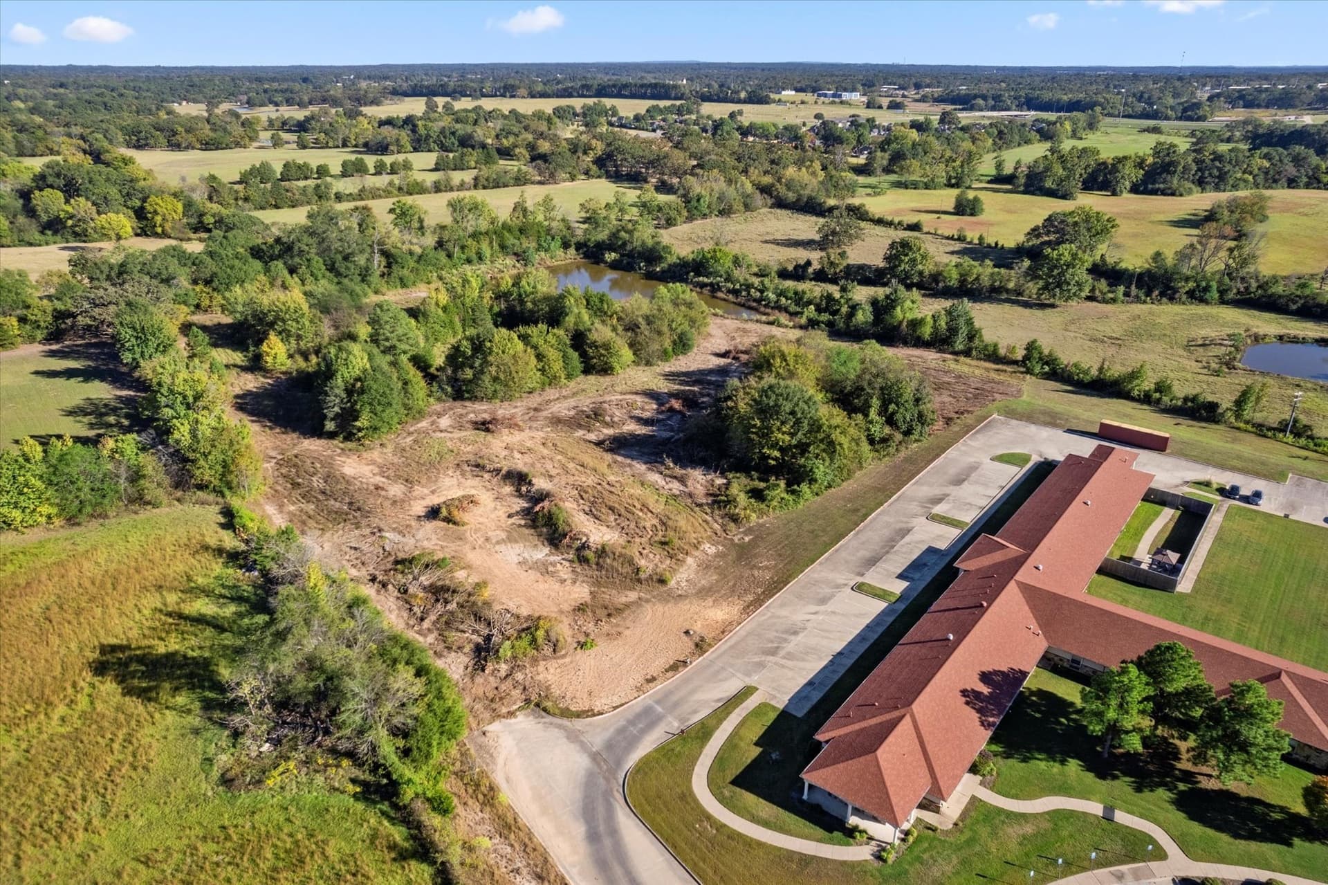 9.65 acres in Titus County gallery image 2
