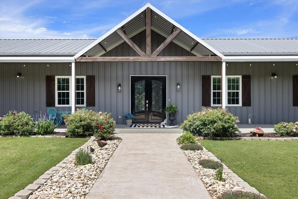 11.8 acres in Johnson County gallery image 3