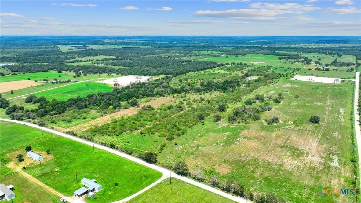 6.5 acres in Gonzales County - photo 6