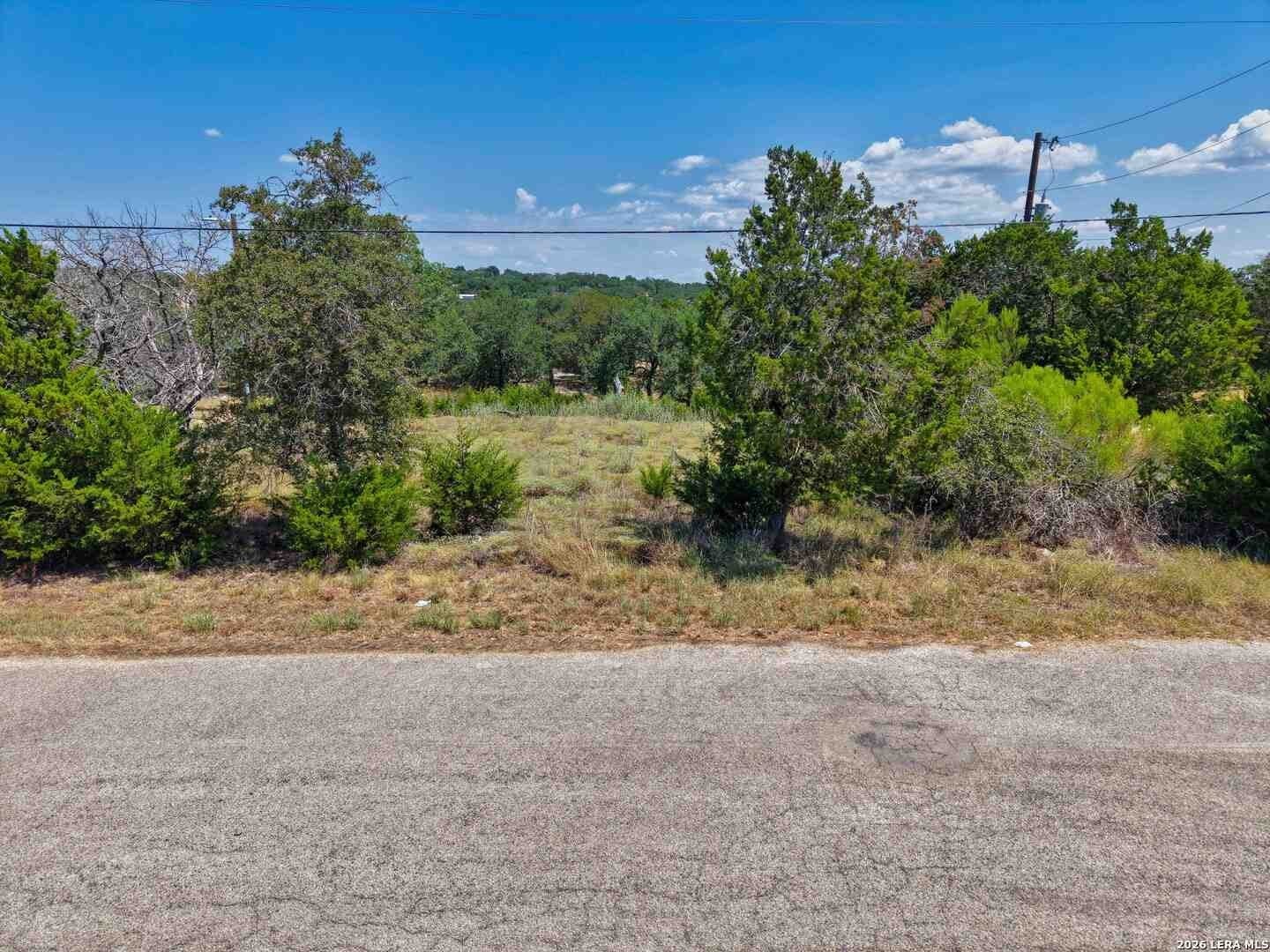 0.5 acres in Comal County - photo 7