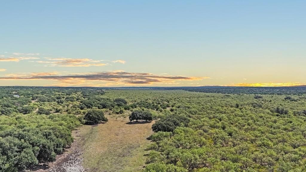 52.03 acres in Schleicher County - photo 2