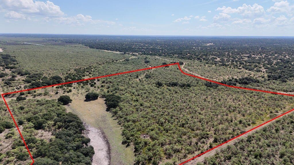 52.03 acres in Schleicher County - photo 3