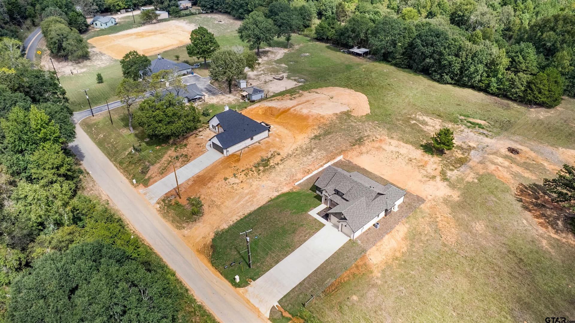 0.52 acres in Smith County - photo 2